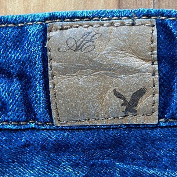 American Eagle Outfitters Blue Jean Shorts Distressed - Picture 4 of 7